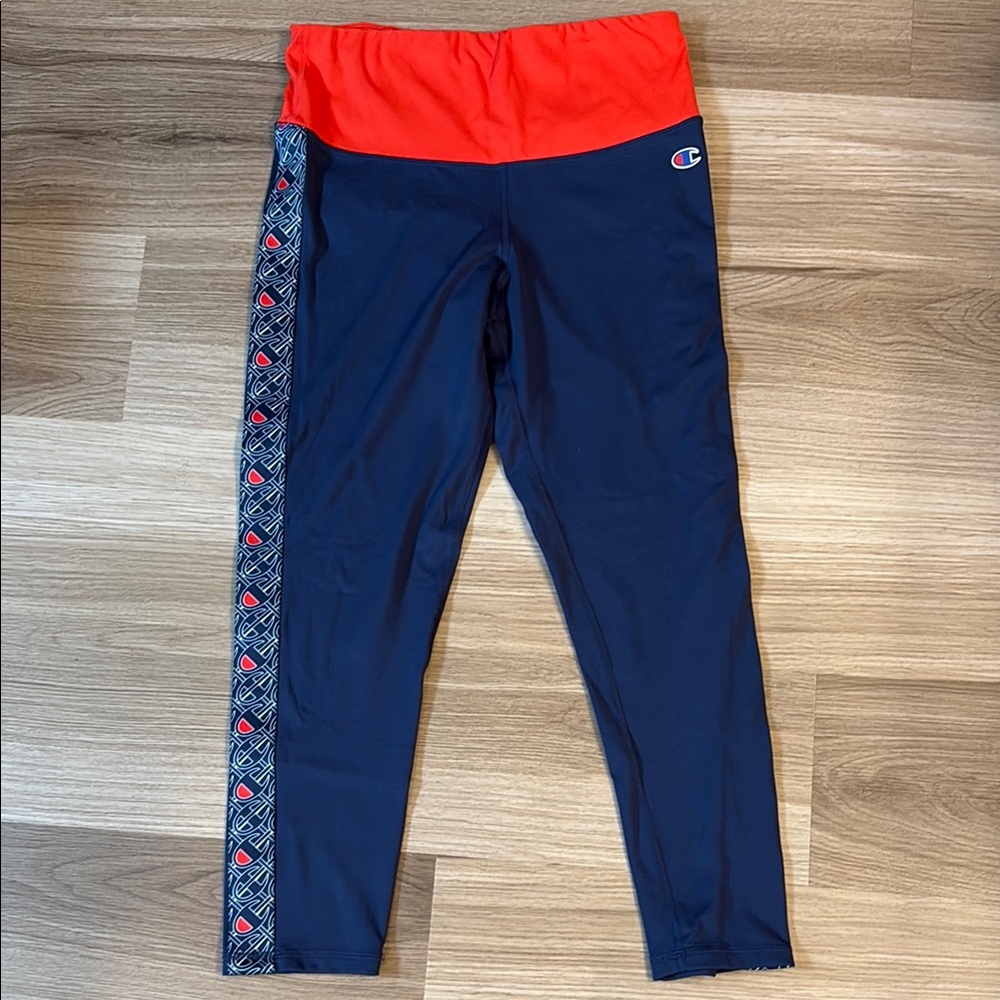 EUC! Champion Navy and Red Cropped Athletic Leggings Size Large